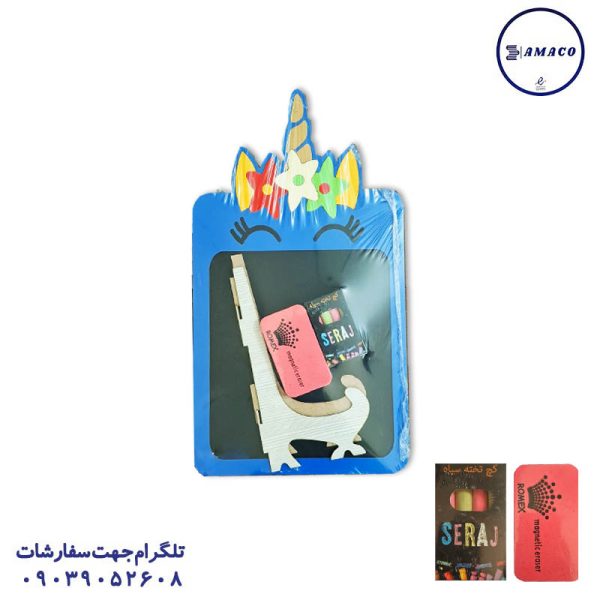 عکس تخته وایت برد / میز تحریر تخته سیاه طرح تک شاخ سراج