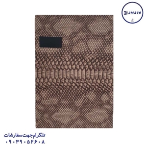 عکس سررسید و تقویم سررسید چرم وزیری کارمن 1402 فدک